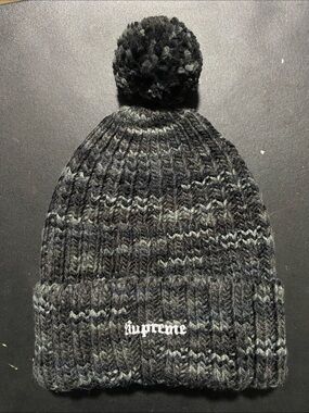 Supreme Marled Black & Gray Pom Beanie